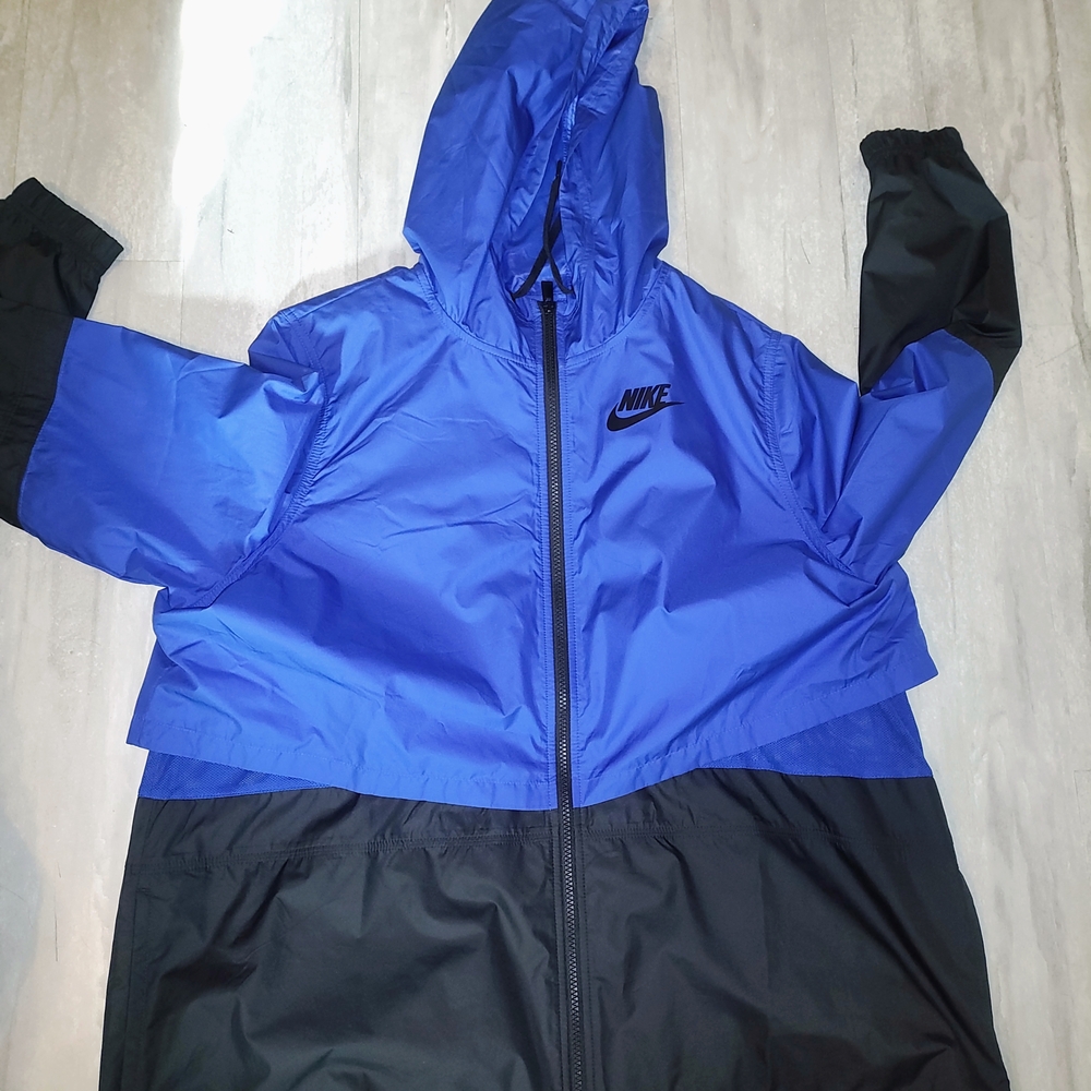 Nike Kids Blue and Black Jacket